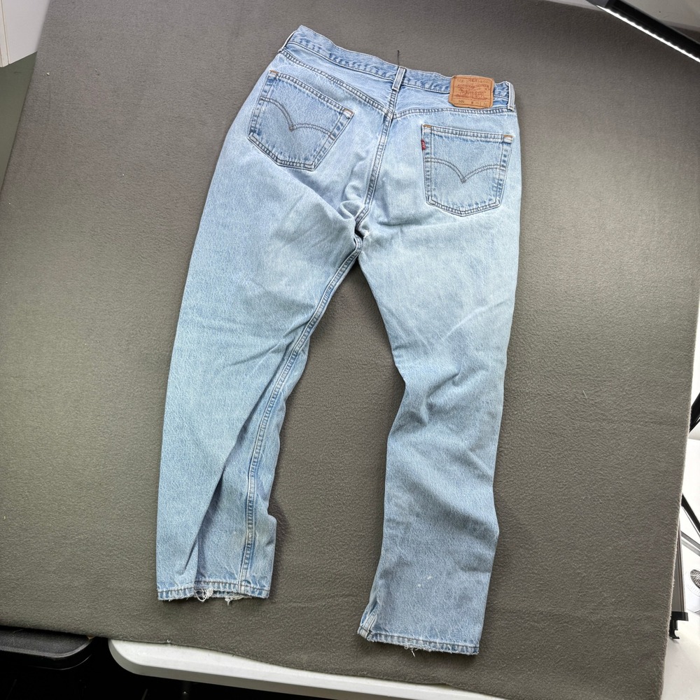 Vintage Levis 501 Jeans Men 36x30 (34) Blue Made USA Button Fly Light Wash VTG - Picture 2 of 12